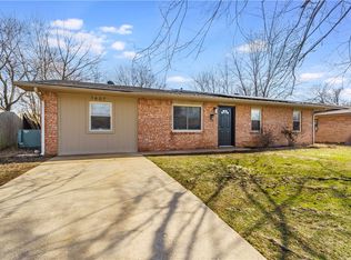 1607 Stone St, Springdale, AR 72762