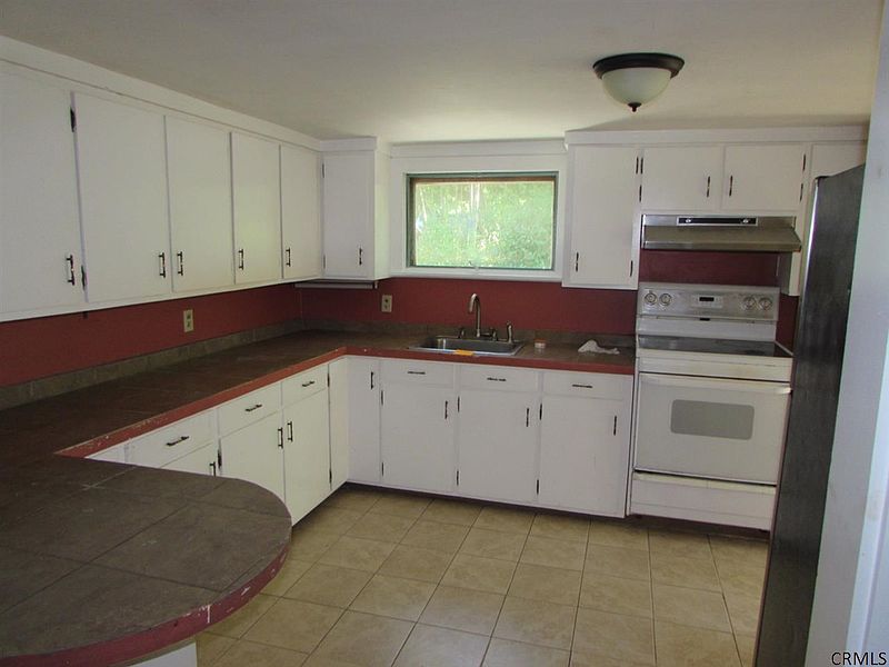 2nd image of 2152 NY 43
