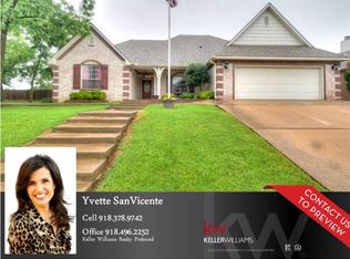 217 Castle Creek Dr, Sapulpa, OK 74066