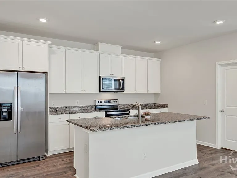 148 Benelli Dr — Photo 7