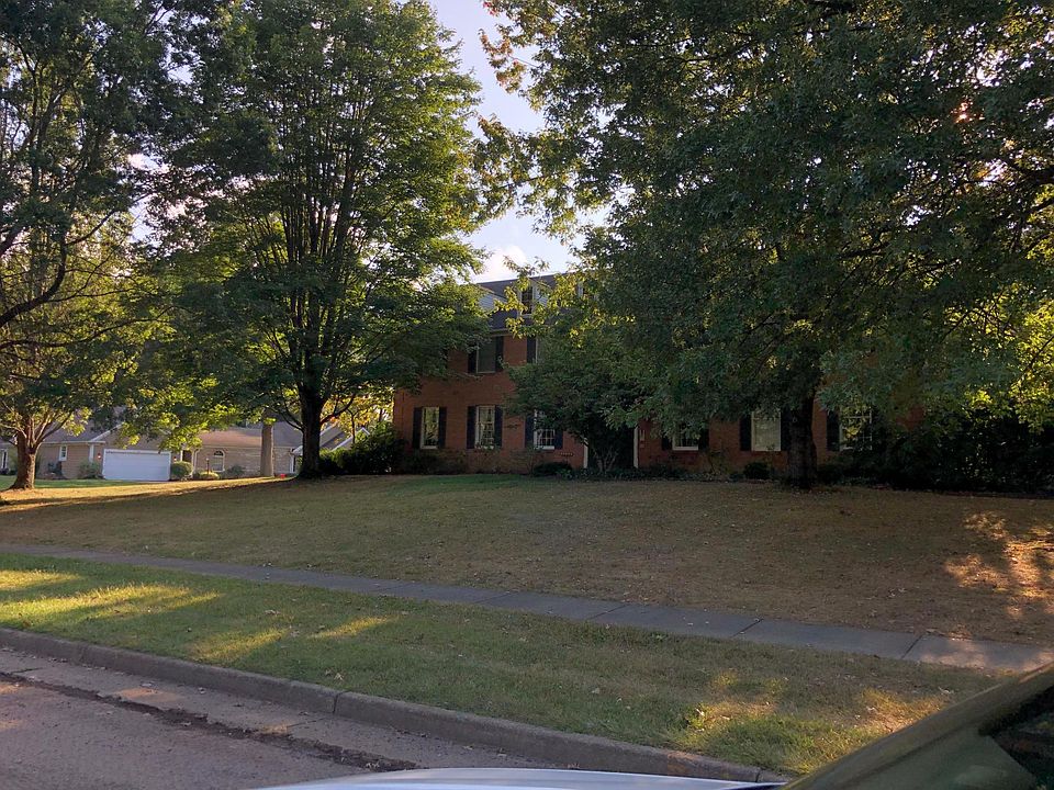 1st image of 240 Talsman Dr Unit 4