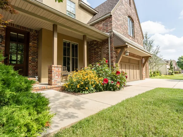 5334 S Parklane Avenue, Springfield, MO 65810