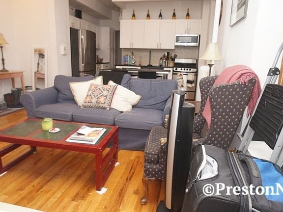 2nd image of 337 W 14th St APT 44