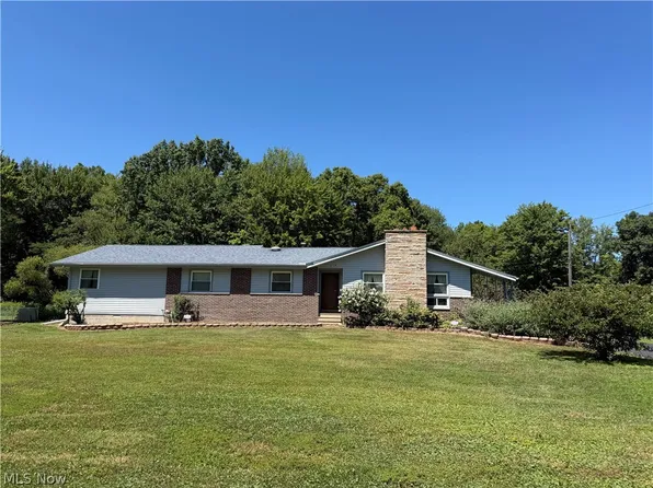 7219 Wilson Sharpsville Rd, Hartford, OH 44424