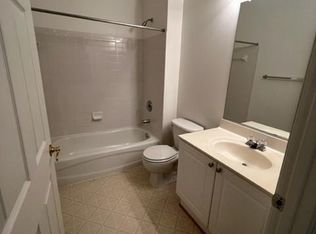 4300 Cannon Ridge Ct #B, Fairfax, VA 22033