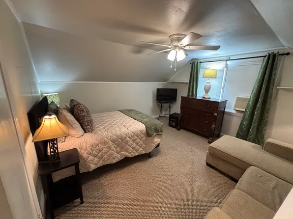 196 W Parker Rd, Morganton, NC 28655