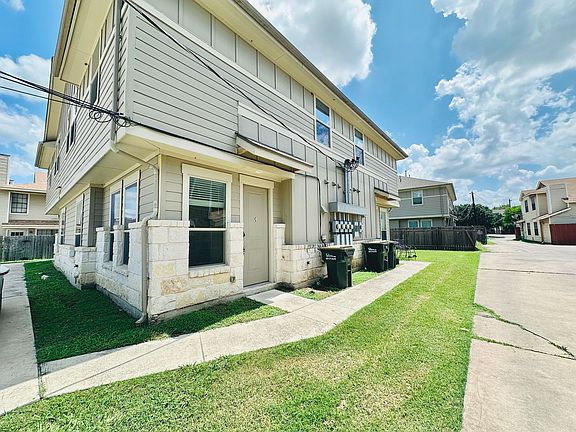 2nd image of 2216 Creekside Ln APT C
