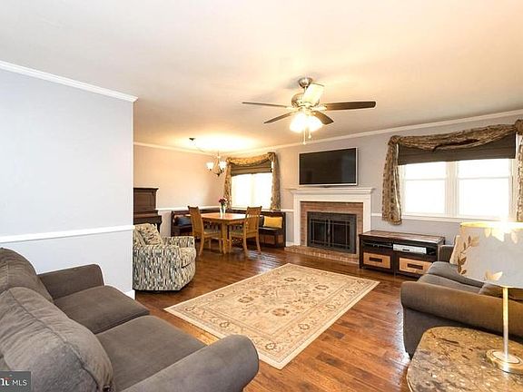 5th image of 613 Kensington Ave