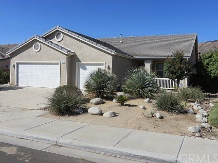 1st image of 121 Tradewinds Ln
