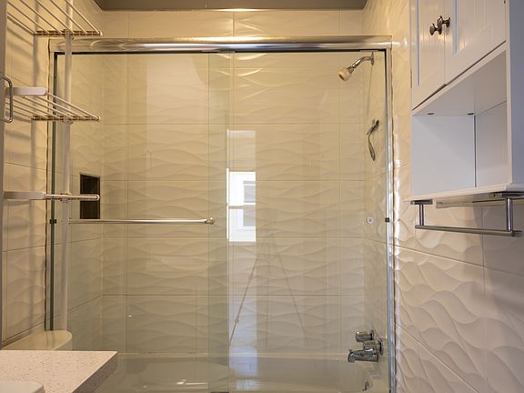 5th image of 130 W Arroyo St