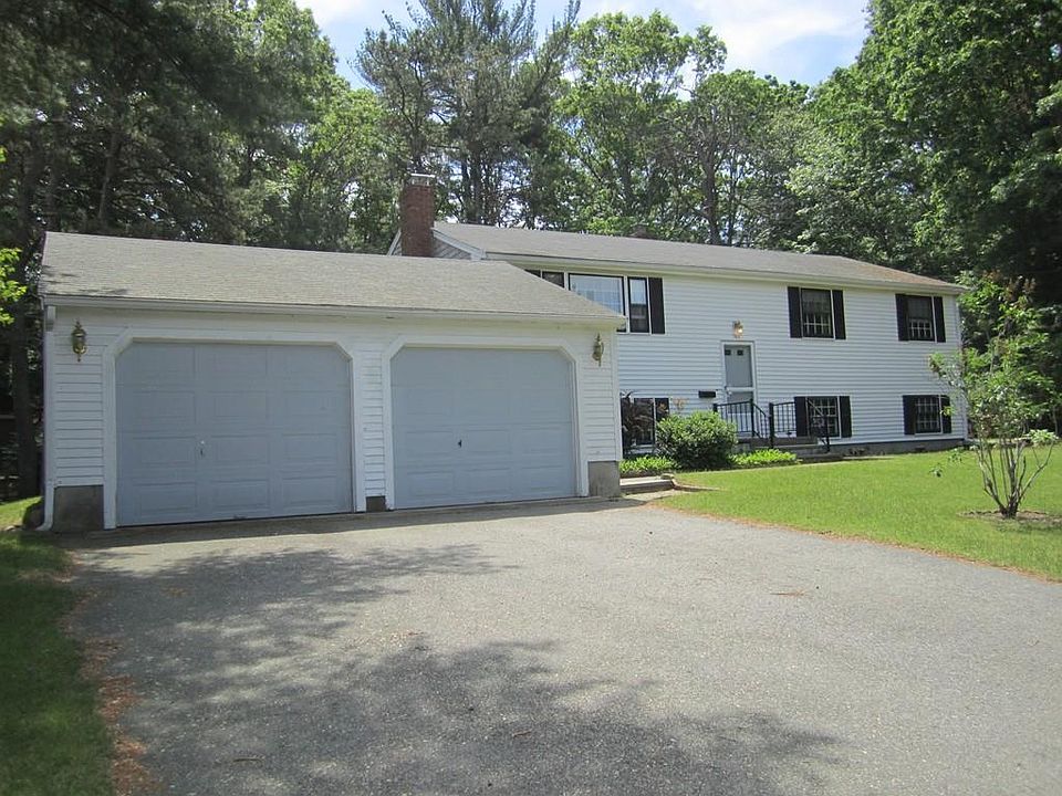 1st image of 10 Cayuga Cir