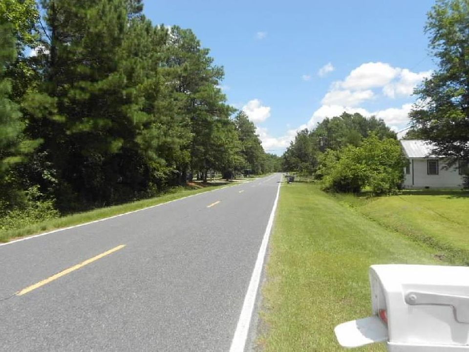 2nd image of 3620 Dogwood Rd NE