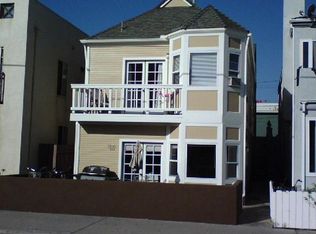 3703 W Balboa Blvd APT B, Newport Beach, CA 92663