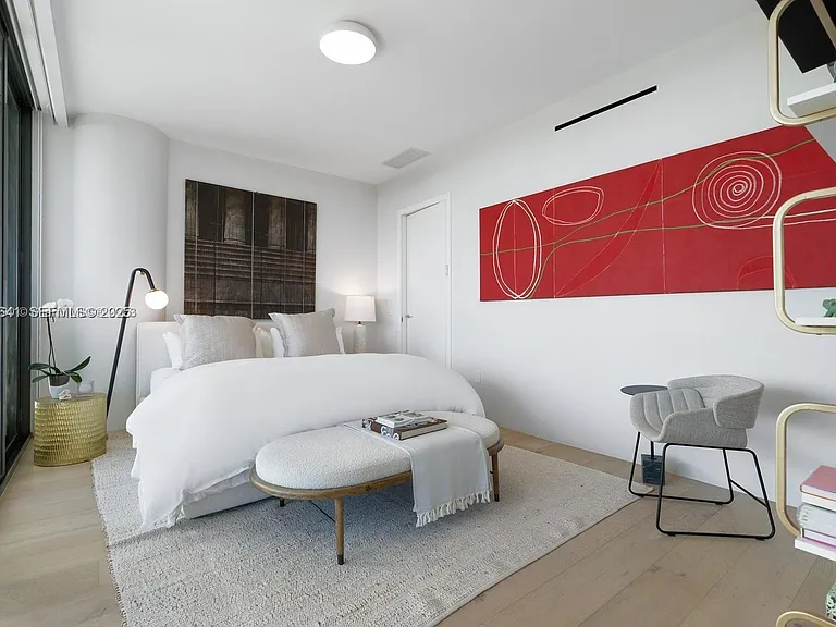 8701 Collins Ave #404 — Photo 12