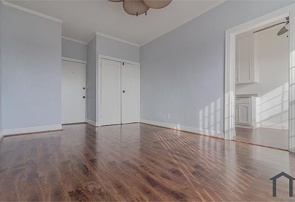 3rd image of 4144 W Adams Blvd APT 13