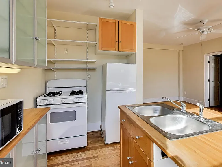 3600 Connecticut Ave NW #405 — Photo 21