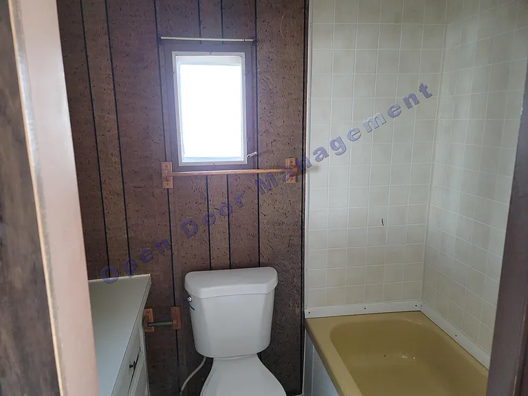 201 Hobson Ave #35 — Photo 5
