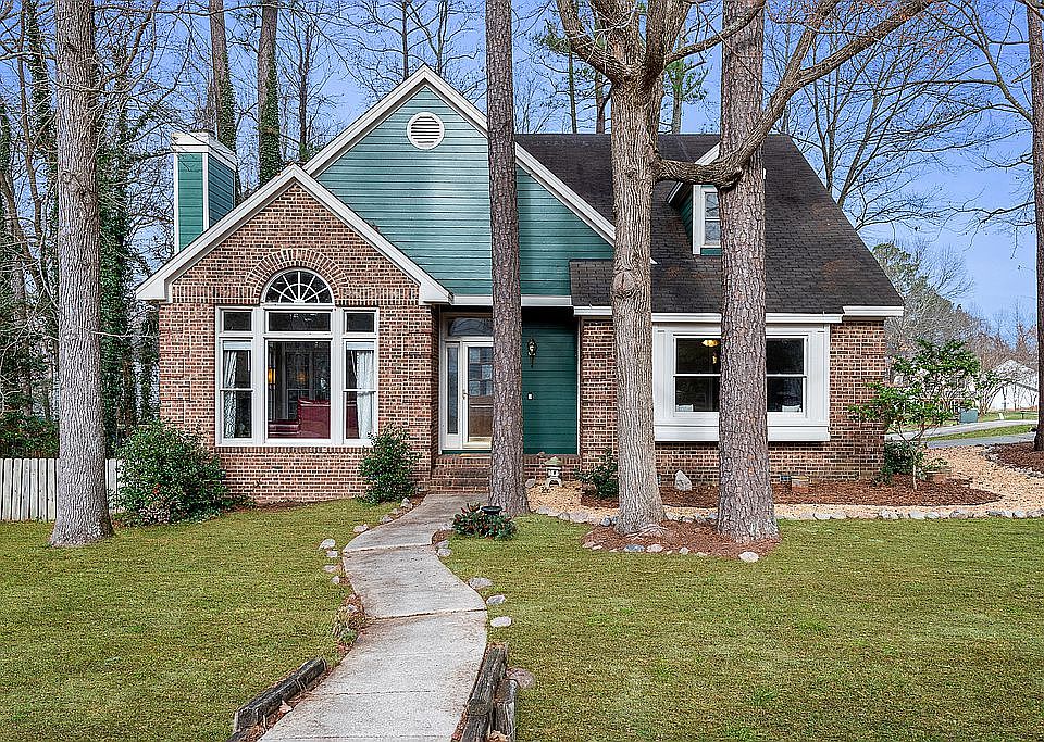 1st image of 1121 Penselwood Dr