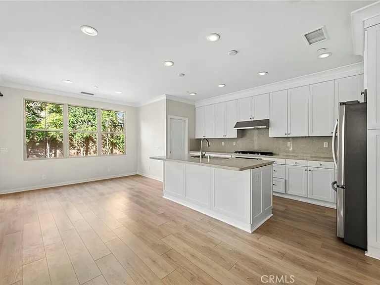 75 Maple Ash — Photo 4