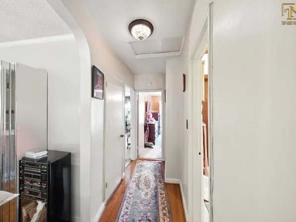 1226 East 51st Street image 6 of 29