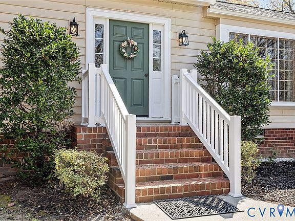 5th image of 2349 Stuts Ln