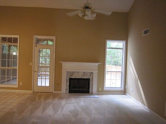 5th image of 500 Sunnyside Dr