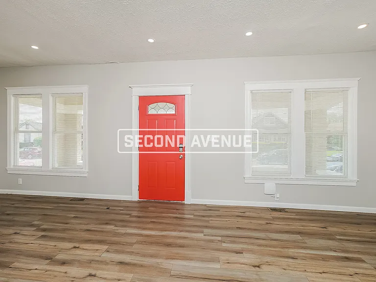 2117 Osage Ave — Photo 5