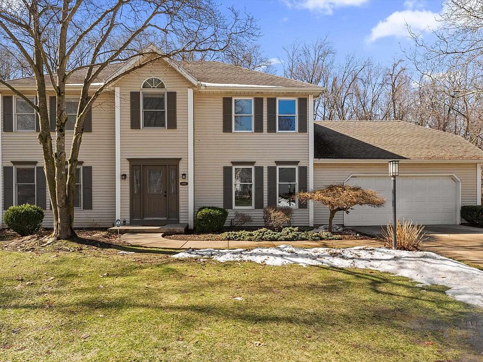 1st image of 51907 Carriage Hills Dr