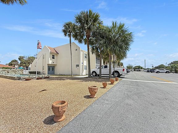 4th image of 1428 SE 4th Avenue #246