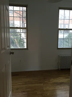 Rented by Grand & Co. | media 42