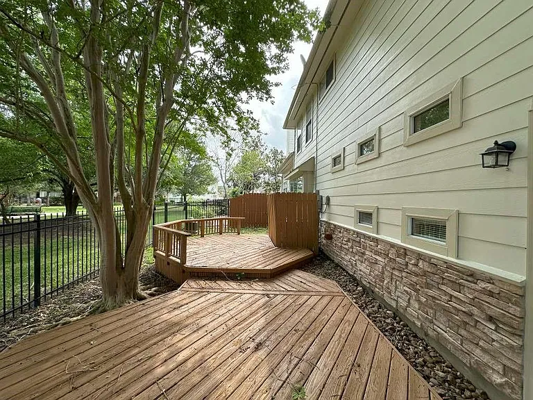 7203 Welshwood Ln — Photo 36