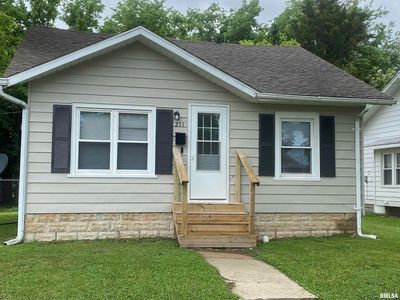 211 Charles St, Benton, IL, 62812