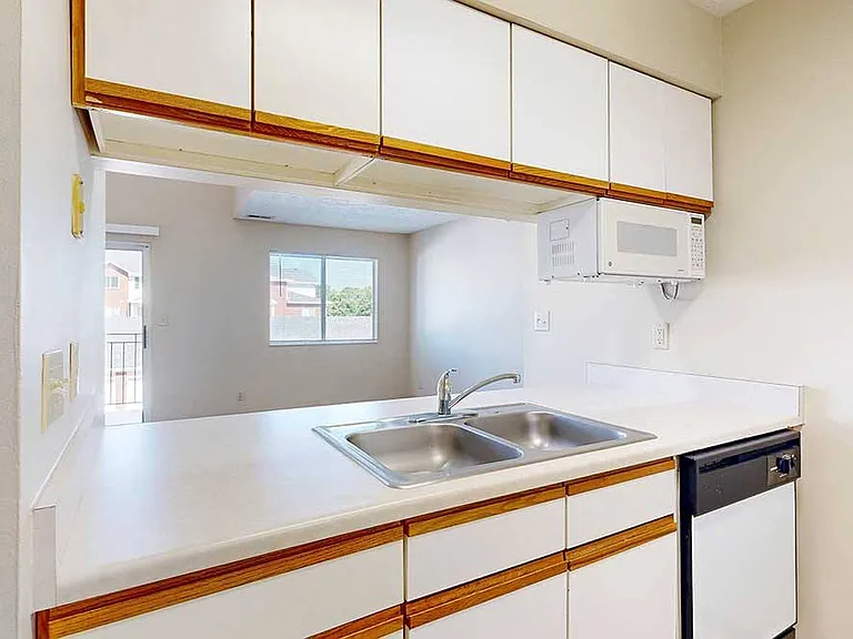 Pine Lake Heights Apartments — Photo 117
