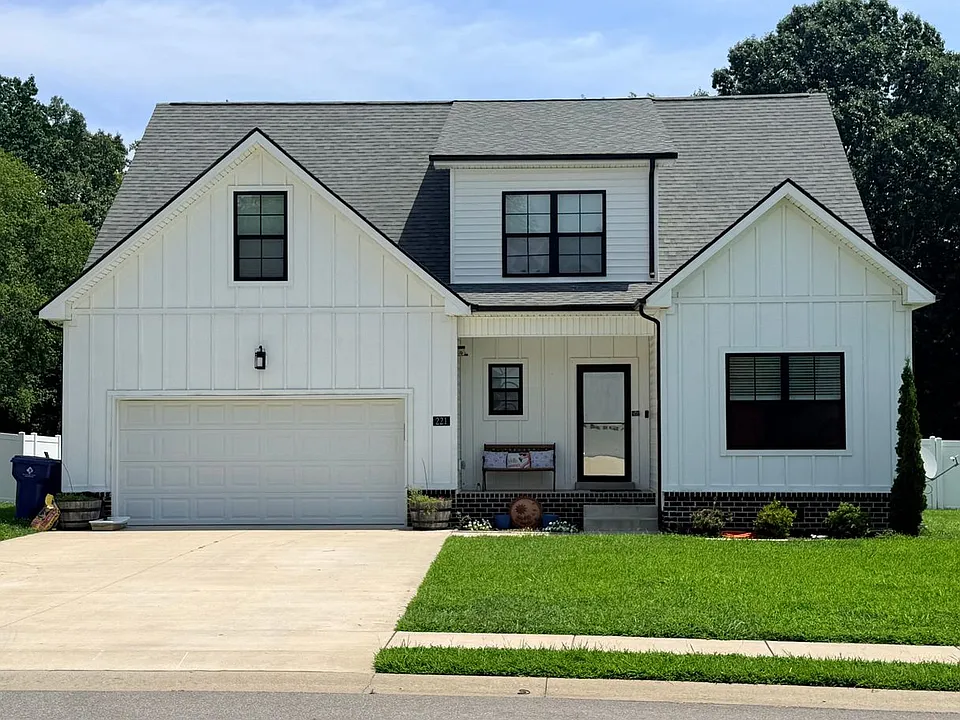 221 Sherlock Dr