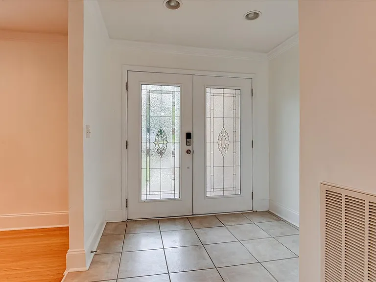 607 Bransford Rd #C — Photo 4