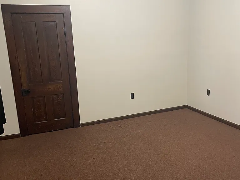 901 N Main St — Photo 3