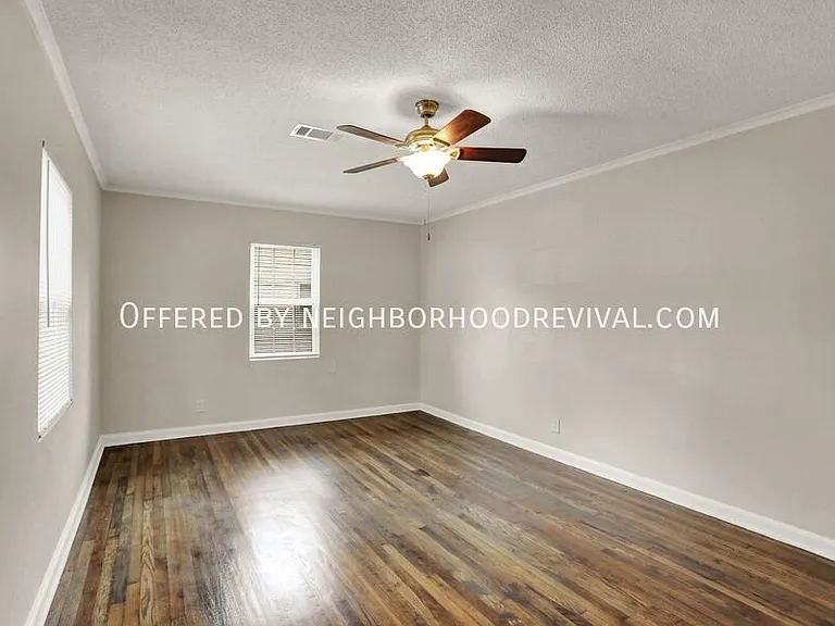948 E Kelley Cir — Photo 10