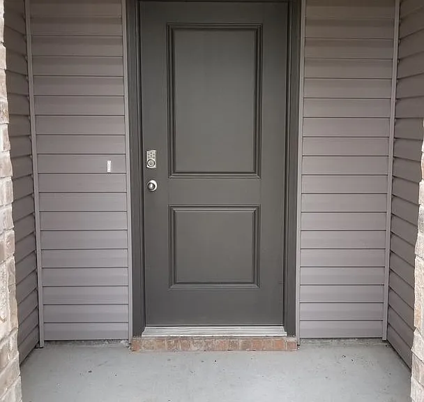 3102 Debbie Ln — Photo 2