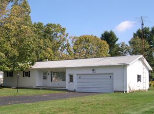 1392 Sherwood Downs Rd E, Newark, OH 43055