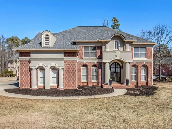 715 Jewel Ct SW, Atlanta, GA 30331