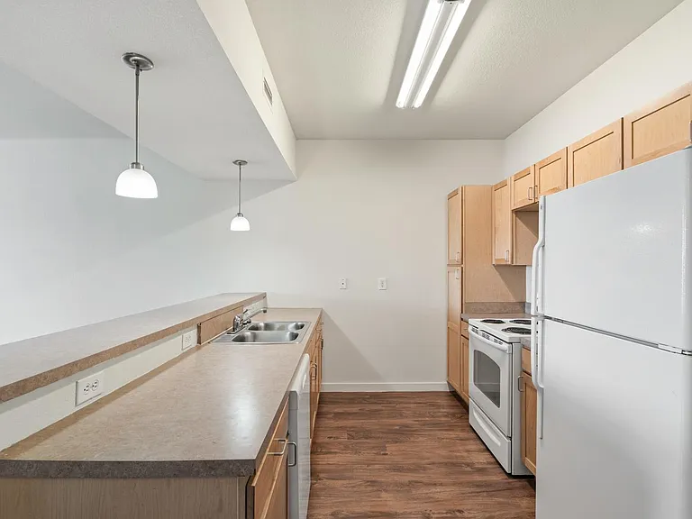 Clay Street Residences — Photo 15