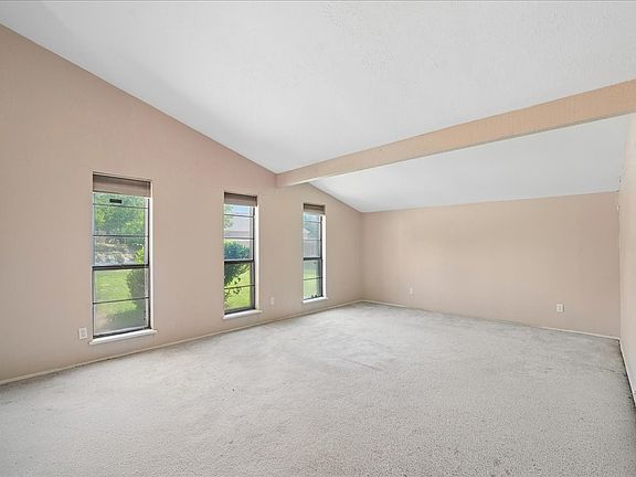 5th image of 1209 Whittenburg Dr