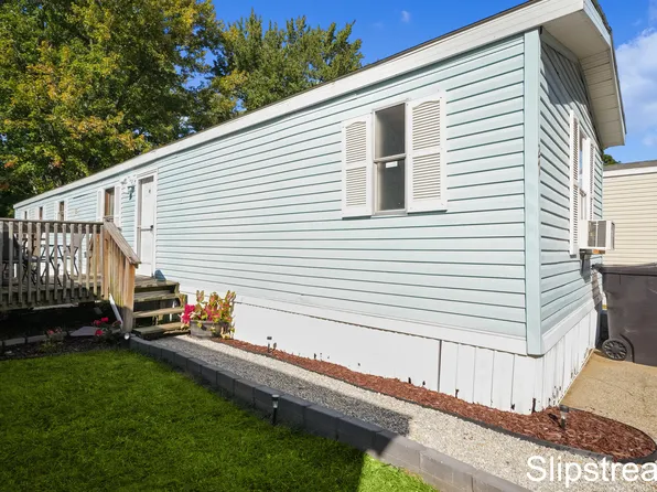 27 Inca Dr SW, Grand Rapids, MI 49548