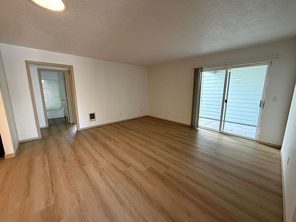 2nd image of 762-766 N Catron St #343813B6