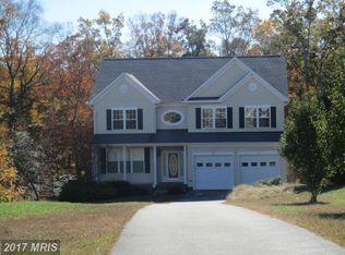 324 Bannister Ct, Lusby, MD 20657