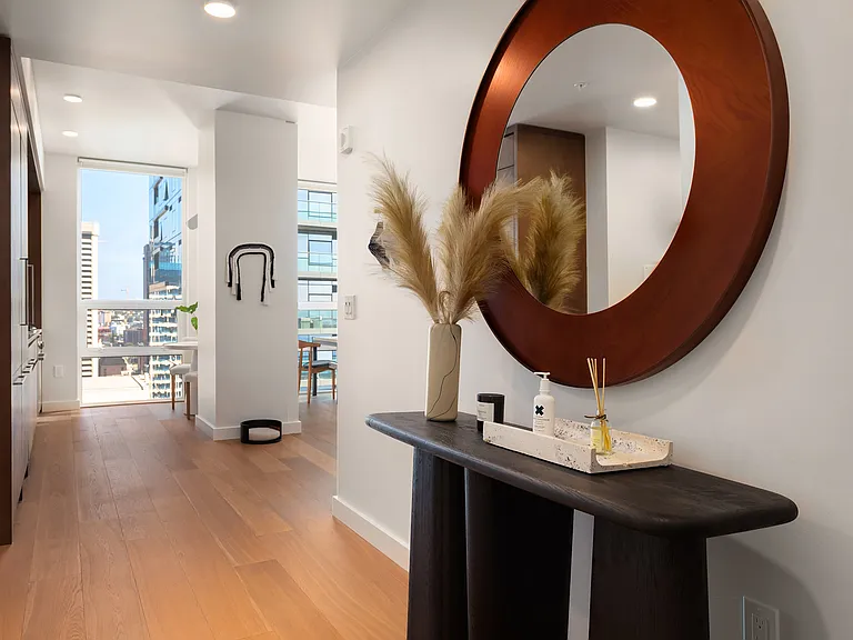 121 Stewart St #2702 — Photo 2