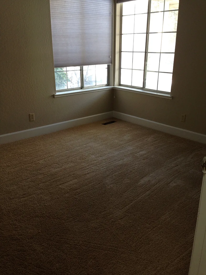 1216 Canyon Creek Rd photo 1