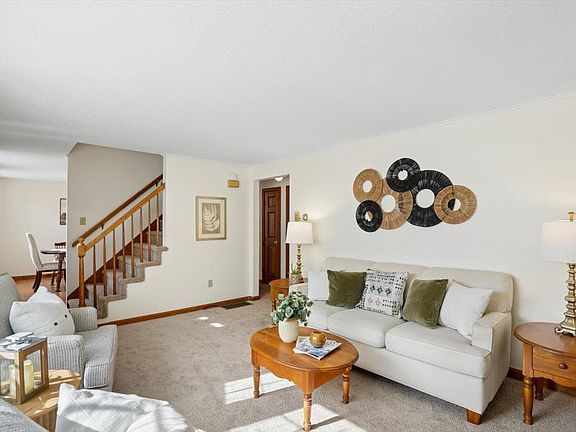 4th image of 350 Titus Avenue