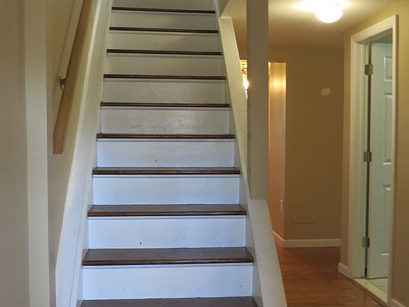 Access to Second Floor