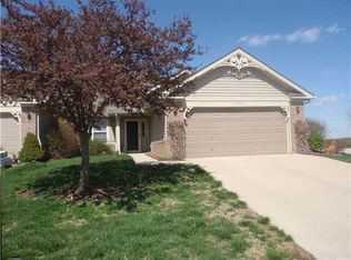 6562 E Edna Mills Dr, Camby, IN